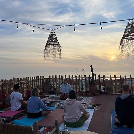 بيت شباب Berber Waves Surf House Tamraght المظهر الخارجي الصورة