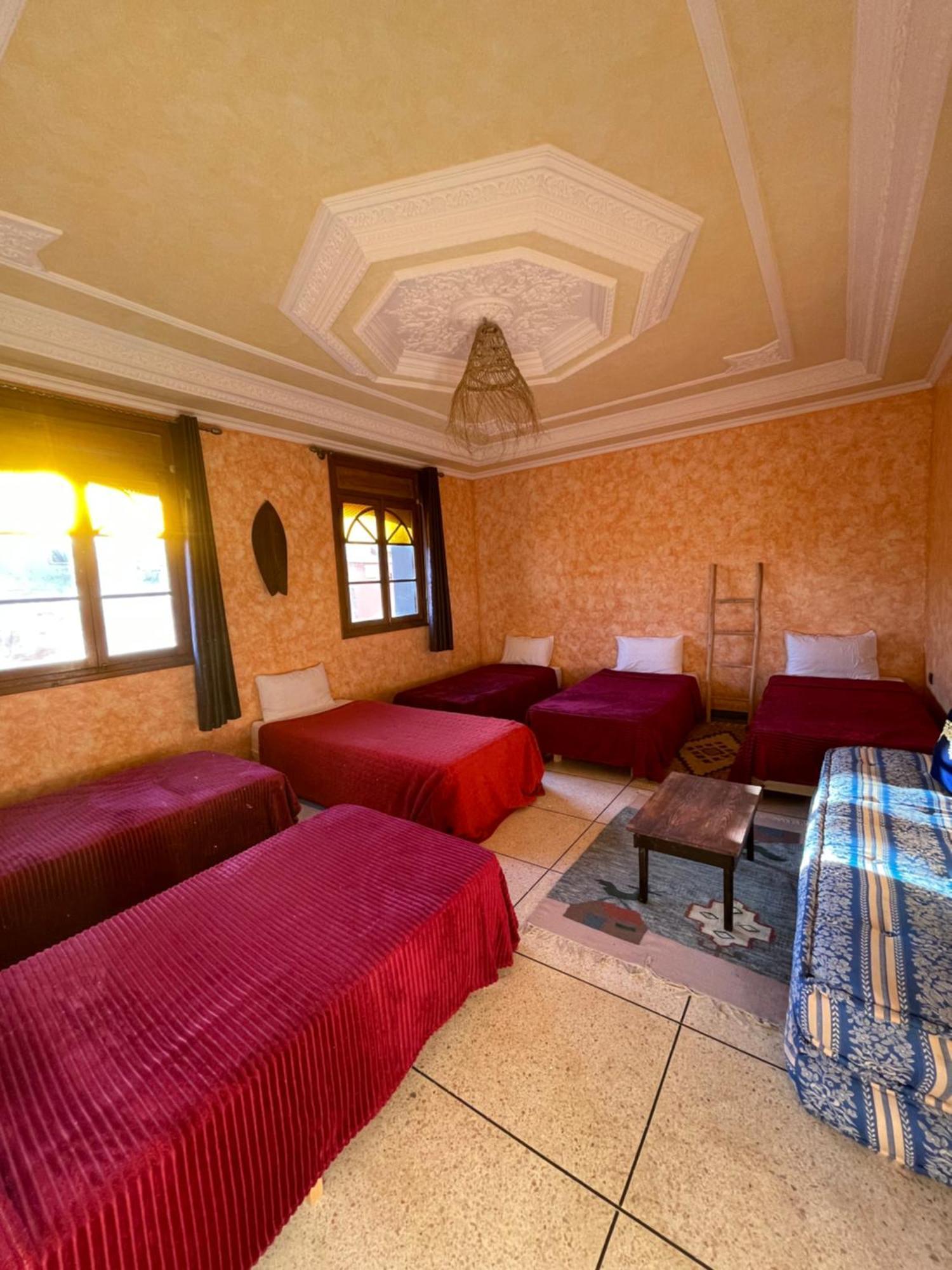 بيت شباب Berber Waves Surf House Tamraght المظهر الخارجي الصورة