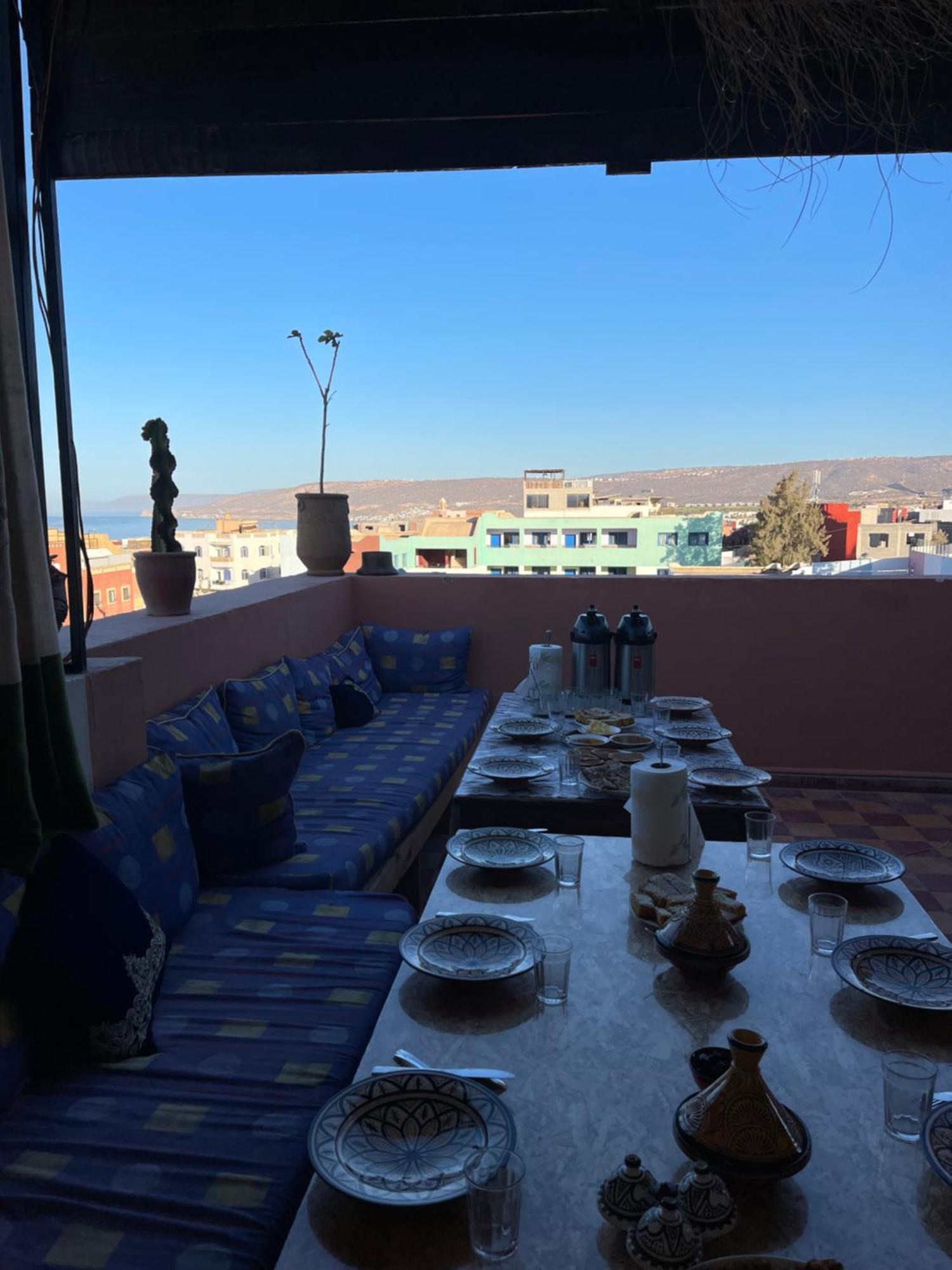 بيت شباب Berber Waves Surf House Tamraght المظهر الخارجي الصورة